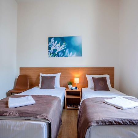 Booking En Suite Bělehrad Exteriér fotografie