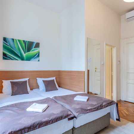 Booking En Suite Bělehrad Exteriér fotografie