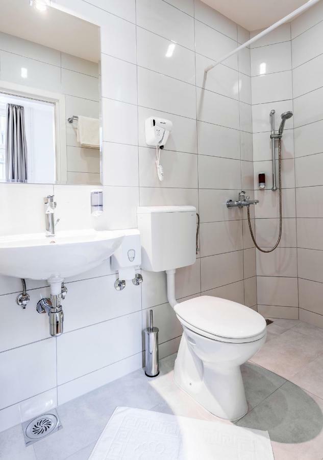 Booking En Suite Bělehrad Exteriér fotografie