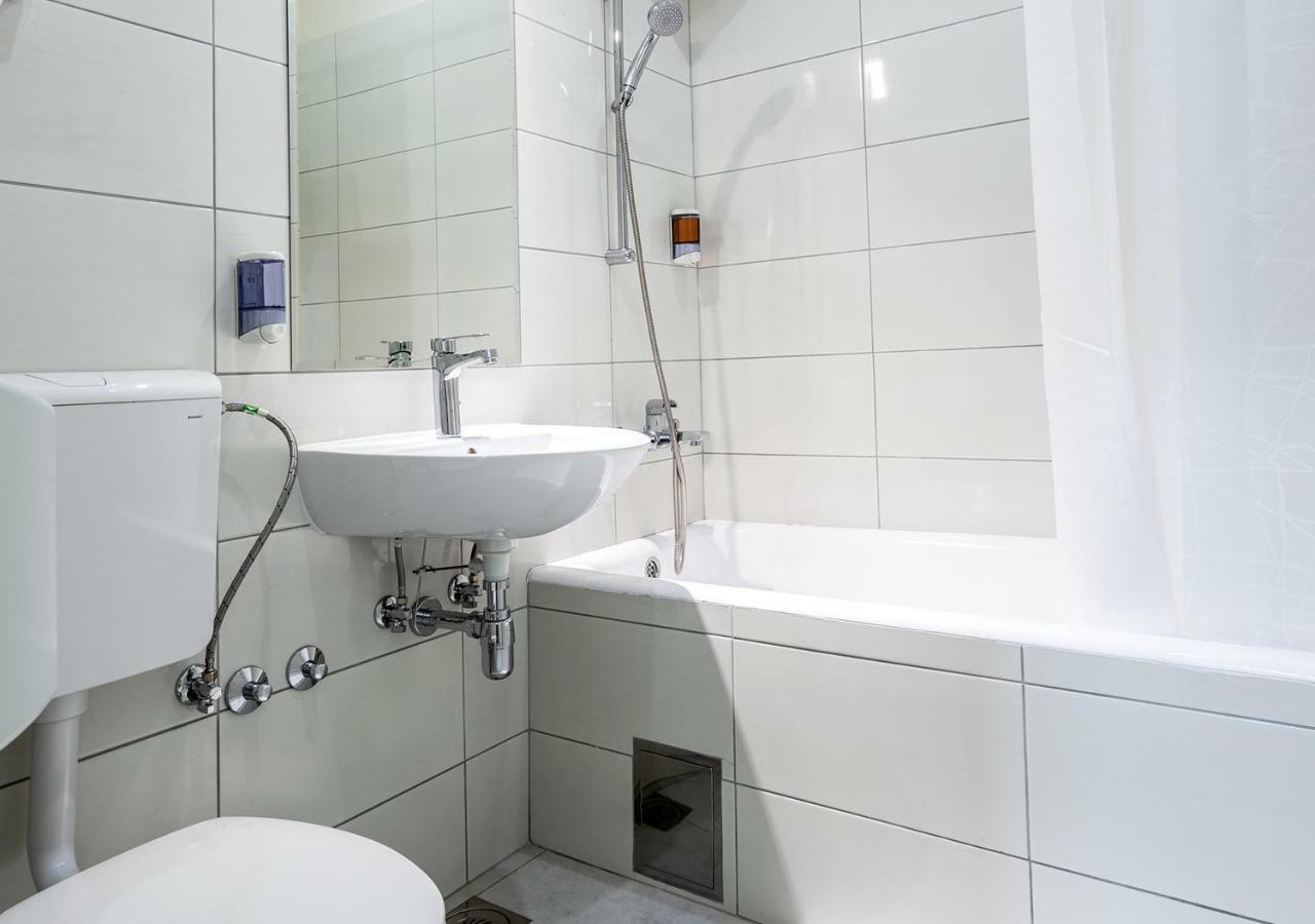 Booking En Suite Bělehrad Exteriér fotografie