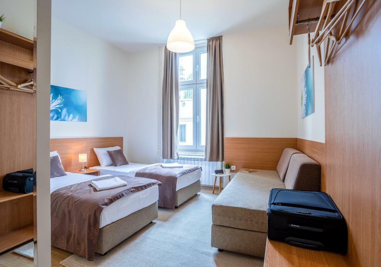 Booking En Suite Bělehrad Exteriér fotografie