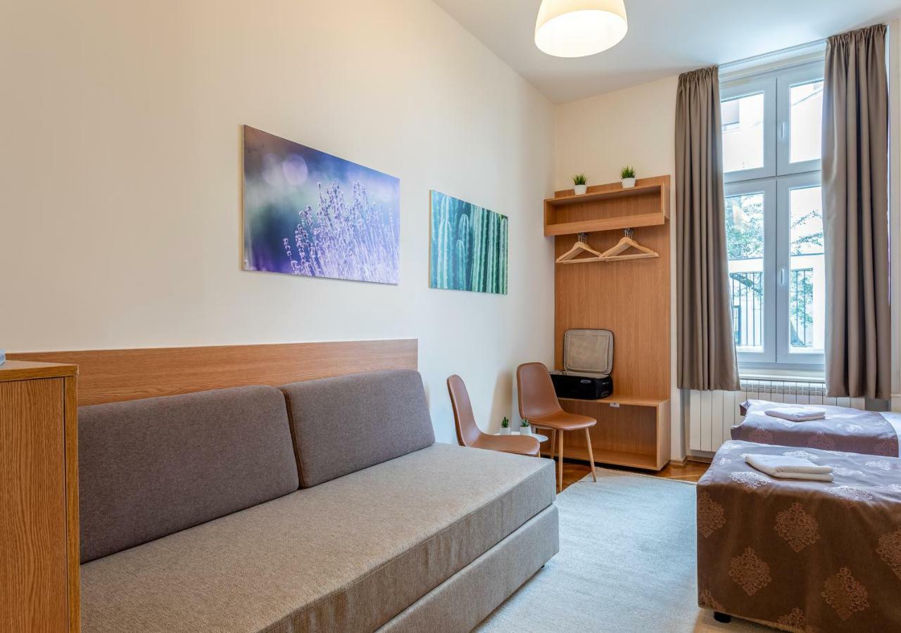 Booking En Suite Bělehrad Exteriér fotografie